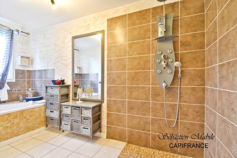 Maison - 124 m² - 6 pièces