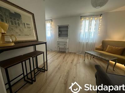 Chambre - 30 m² - 1 pièce