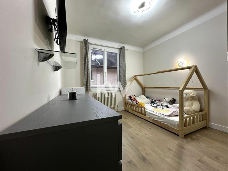 Appartement - 85 m² - 4 pièces