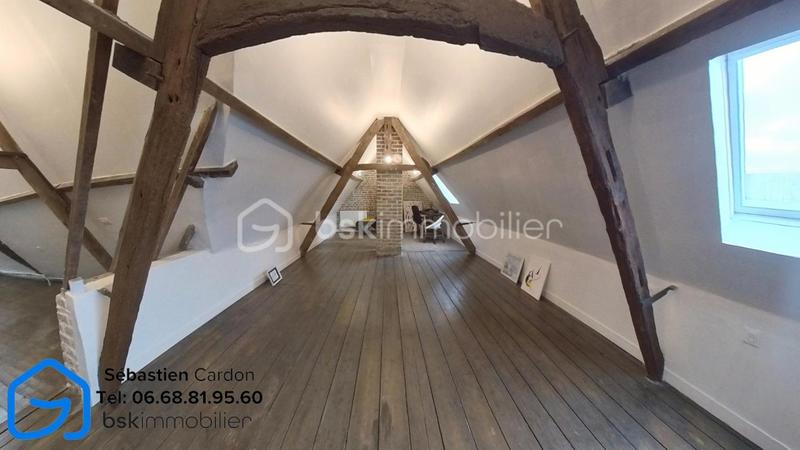 Corps de ferme - 213 m² - 7 pièces