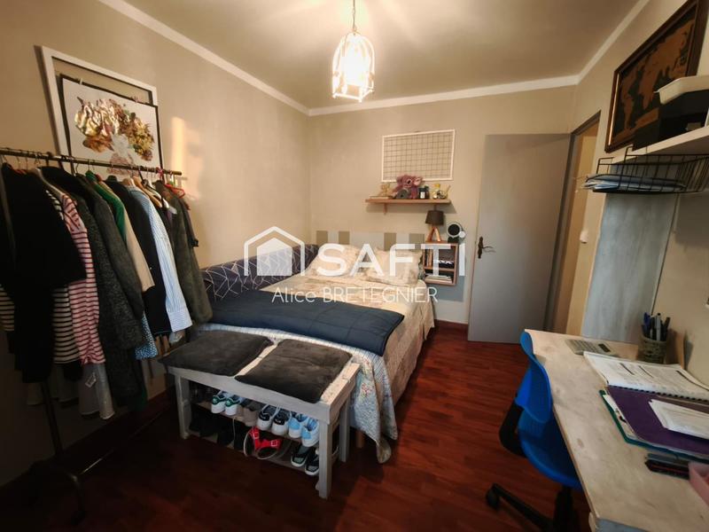 Appartement - 85 m² - 5 pièces