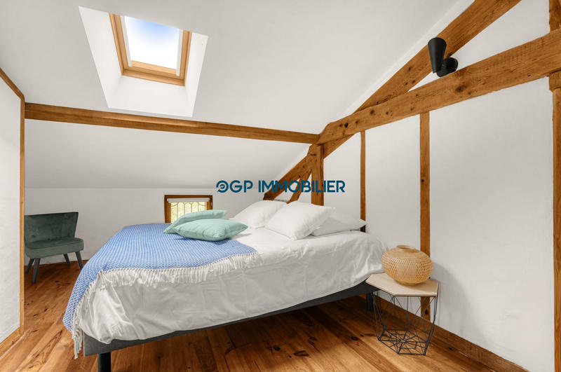 Maison - 500 m² - 16 pièces