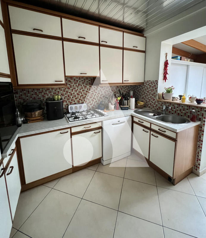 Maison - 84 m² - 4 pièces