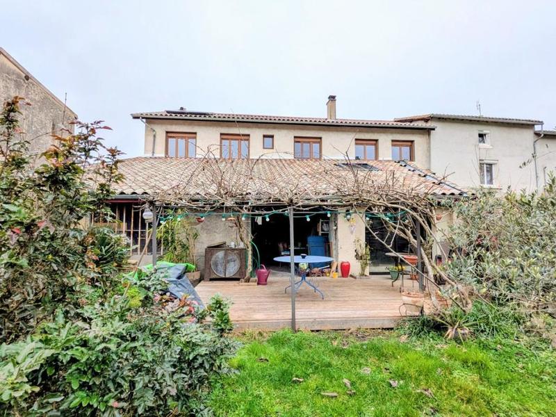 Maison de village - 150 m² - 4 pièces