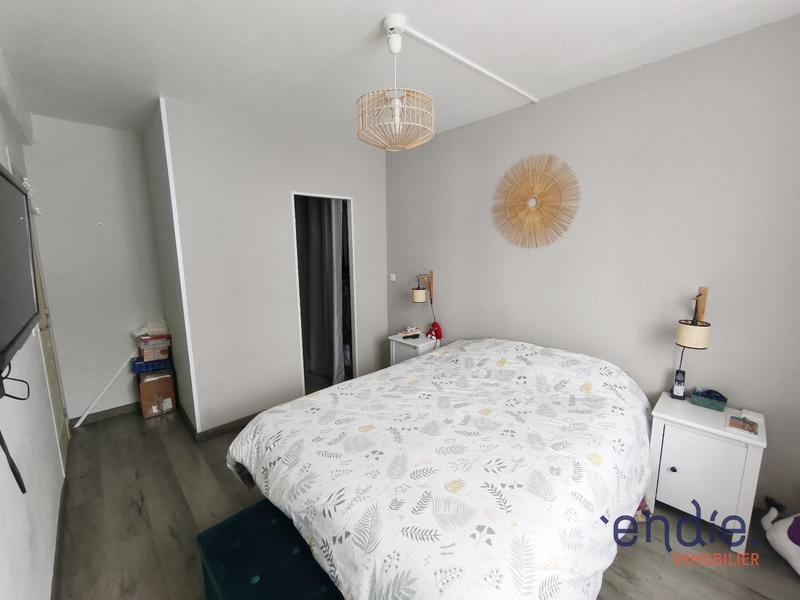 Maison - 93 m² - 5 pièces