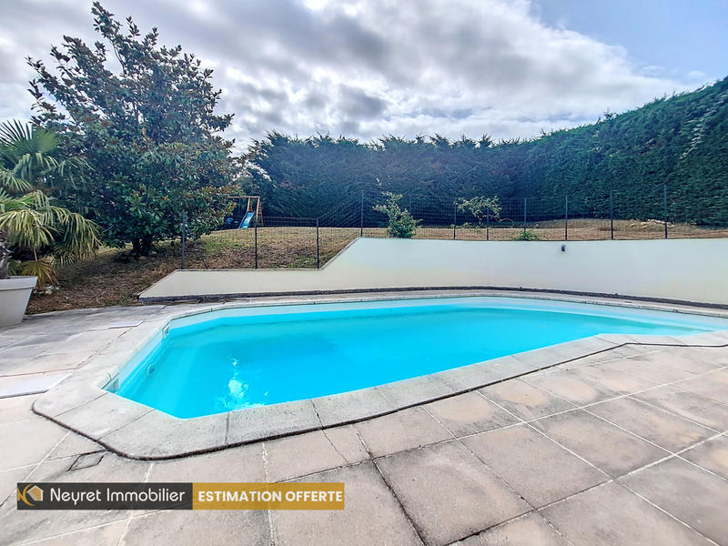 Maison - 145 m² - 7 pièces