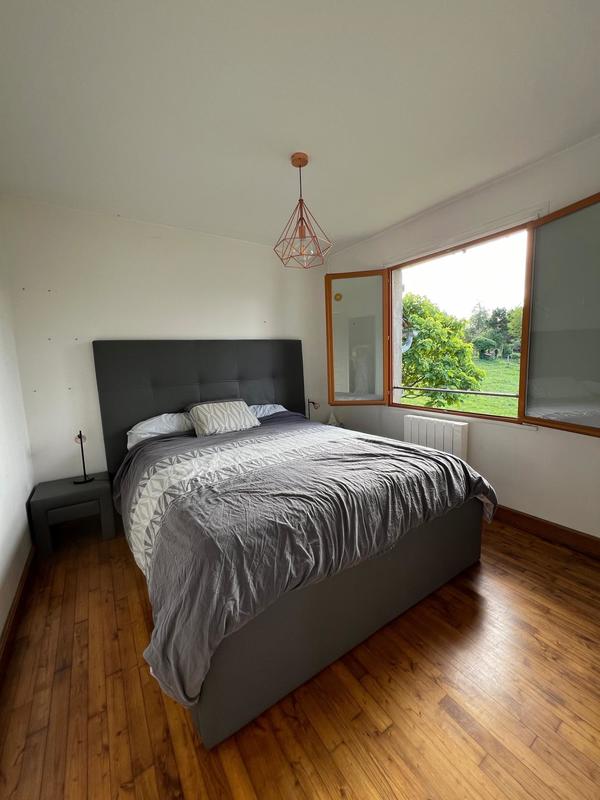 Maison - 215 m² - 9 pièces