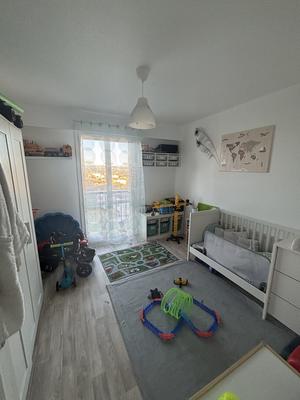 Appartement - 79 m² - 4 pièces