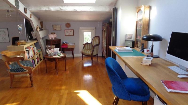 Maison - 201 m² - 7 pièces