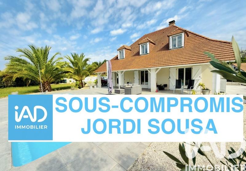 Maison - 205 m² - 9 pièces