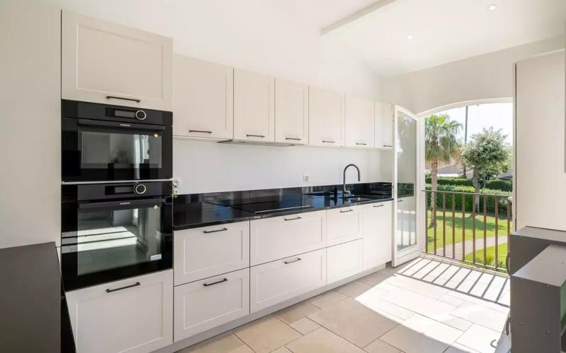 Villa - 175 m² - 6 pièces