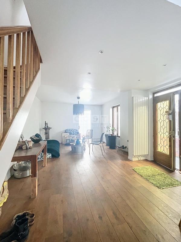 Maison - 85 m² - 4 pièces