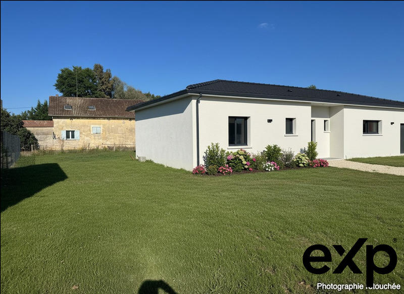 Maison - 98 m² - 4 pièces