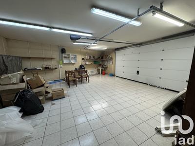 Maison - 298 m² - 7 pièces