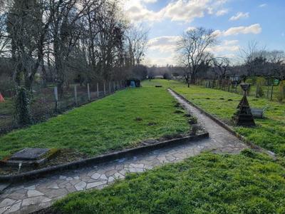 Maison de village - 185 m² - 9 pièces