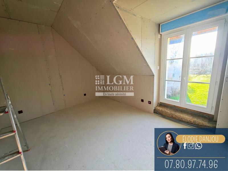 Moulin - 250 m² - 7 pièces