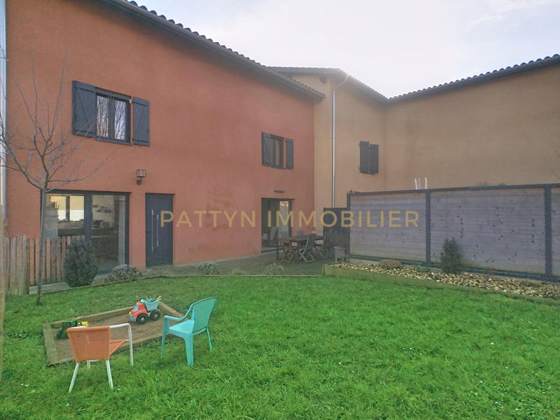 Maison de village - 137 m² - 5 pièces