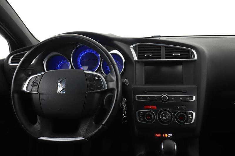 Ds Ds 4 1.6 Blue-HDi So Chic Bv6 120 ch