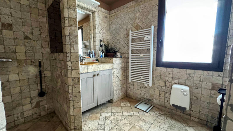 Maison - 194 m² - 5 pièces