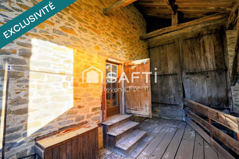 Maison - 295 m² - 9 pièces