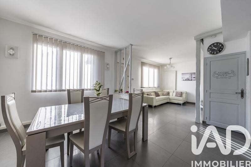 Maison - 110 m² - 5 pièces