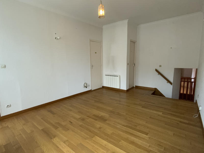 Appartement - 96 m² - 5 pièces