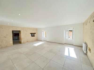 Maison en pierre - 105 m² - 4 pièces