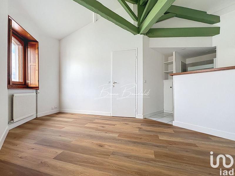 Appartement - 60 m² - 2 pièces