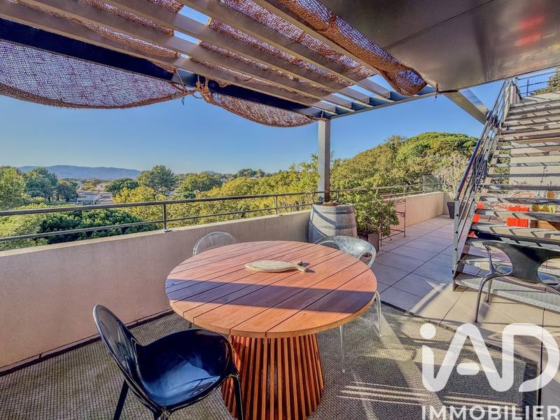 Appartement - 103 m² - 4 pièces