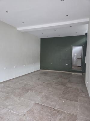 Fonds de commerce - Magasins - 175 m²