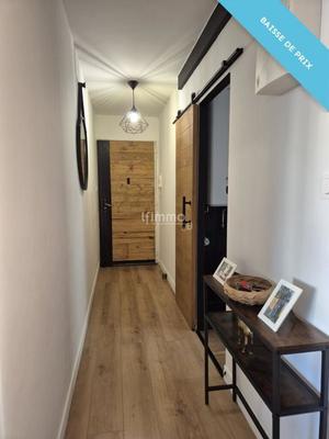 Appartement - 80 m² - 3 pièces