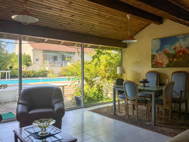 Maison - 190 m² - 6 pièces