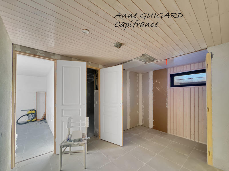 Maison - 134 m² - 7 pièces