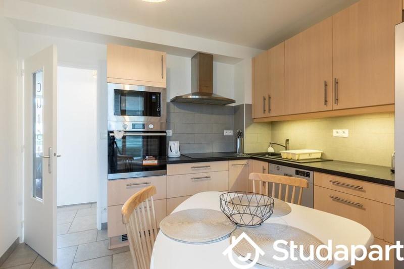 Chambre - 10 m² - 1 pièce