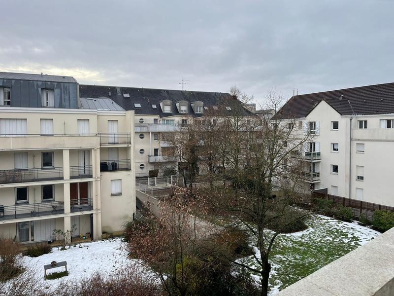 Appartement - 80 m² - 4 pièces