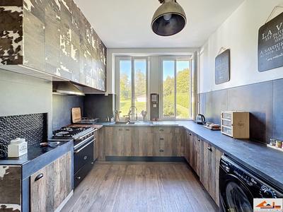 Château - 840 m² - 20 pièces