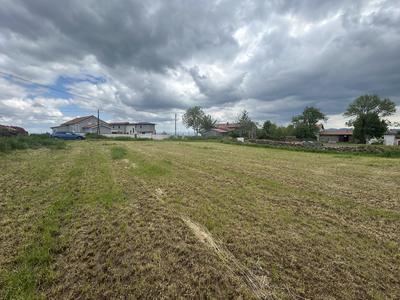 Terrain constructible - 2 800 m²