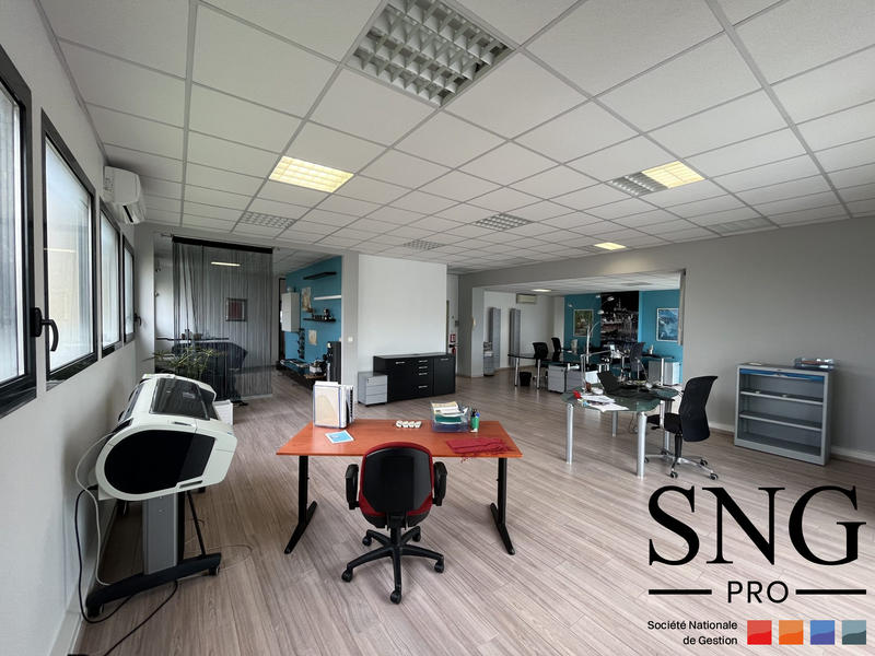 Bureau - 233 m² - 5 pièces