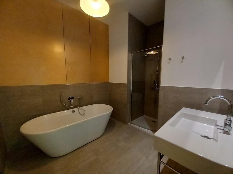 Appartement - 155 m² - 5 pièces