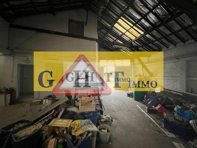 Entrepôt - 470 m²