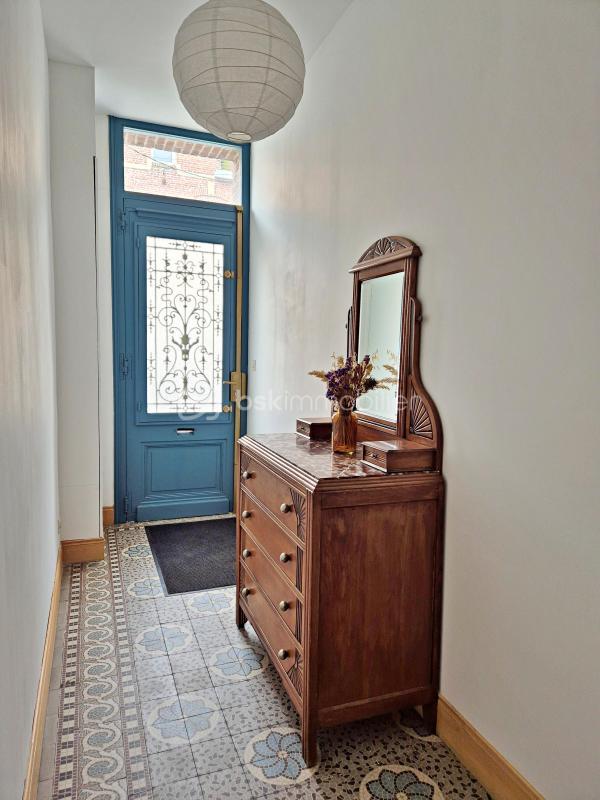 Maison - 365 m² - 10 pièces