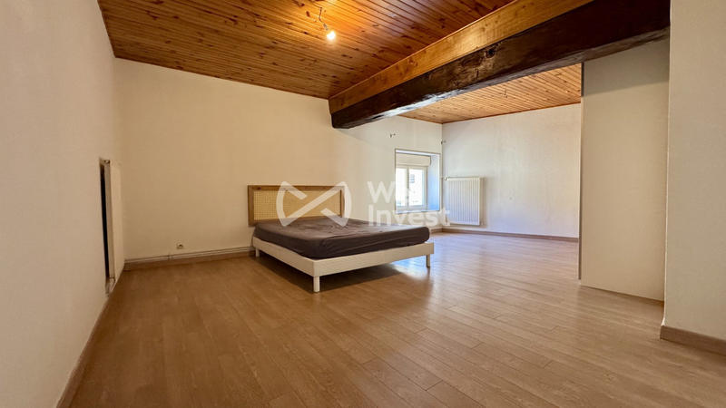 Maison - 172 m² - 10 pièces