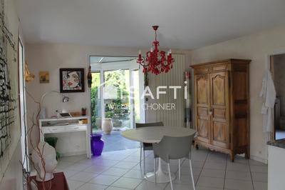 Maison - 178 m² - 5 pièces