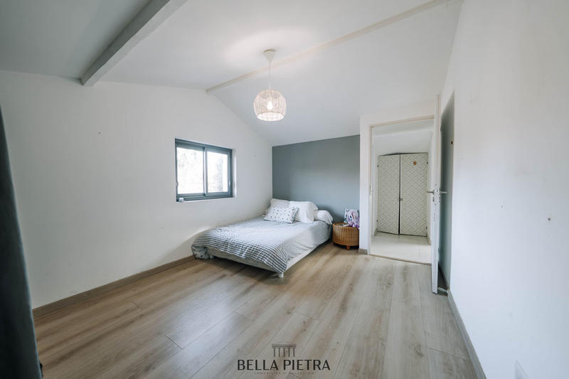 Villa - 150 m² - 4 pièces