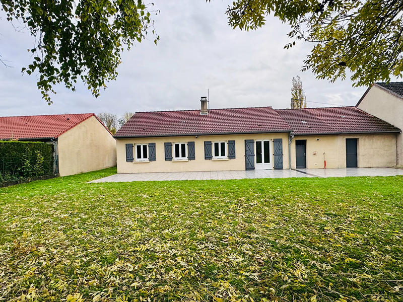 Maison - 90 m² - 4 pièces