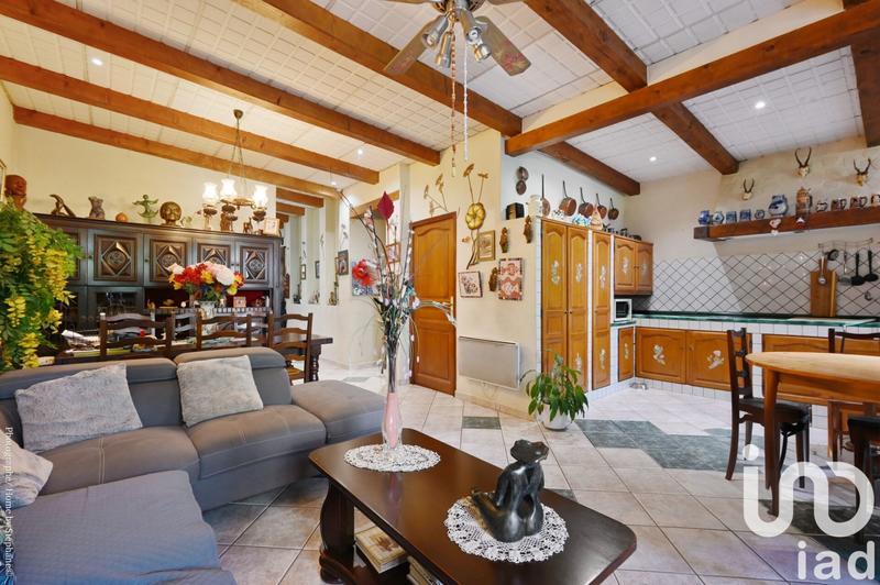 Appartement - 77 m² - 3 pièces