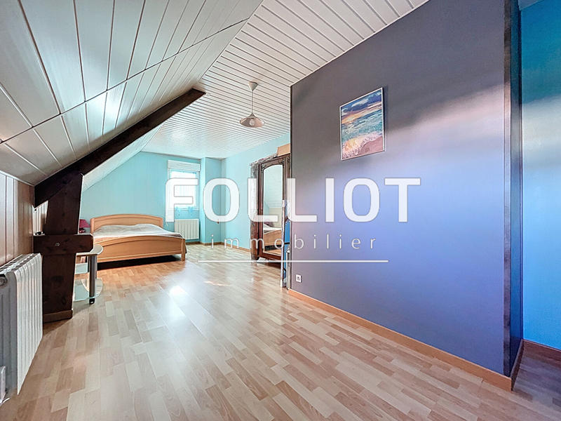 Maison - 187 m² - 7 pièces