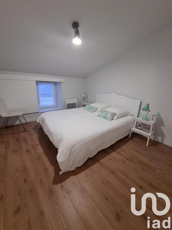 Maison - 167 m² - 12 pièces