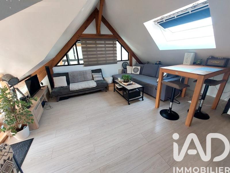 Maison - 400 m² - 8 pièces