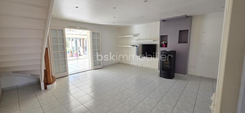 Propriété - 185 m² - 5 pièces